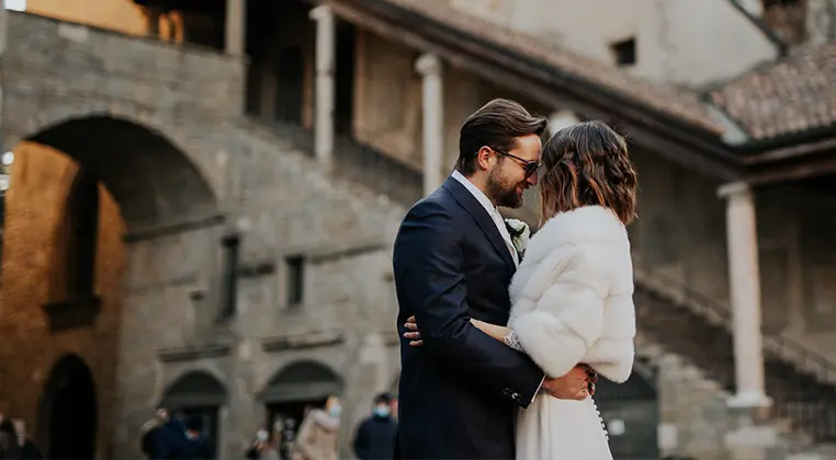 continua a leggere: L'atmosfera romantica e incantata del matrimonio invernale